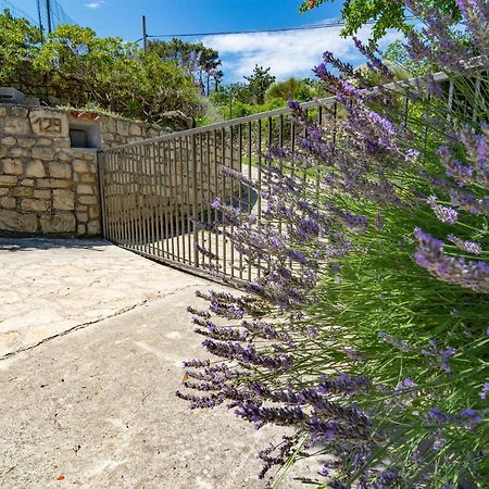 Apartment Dumicic 2 Mundanije المظهر الخارجي الصورة
